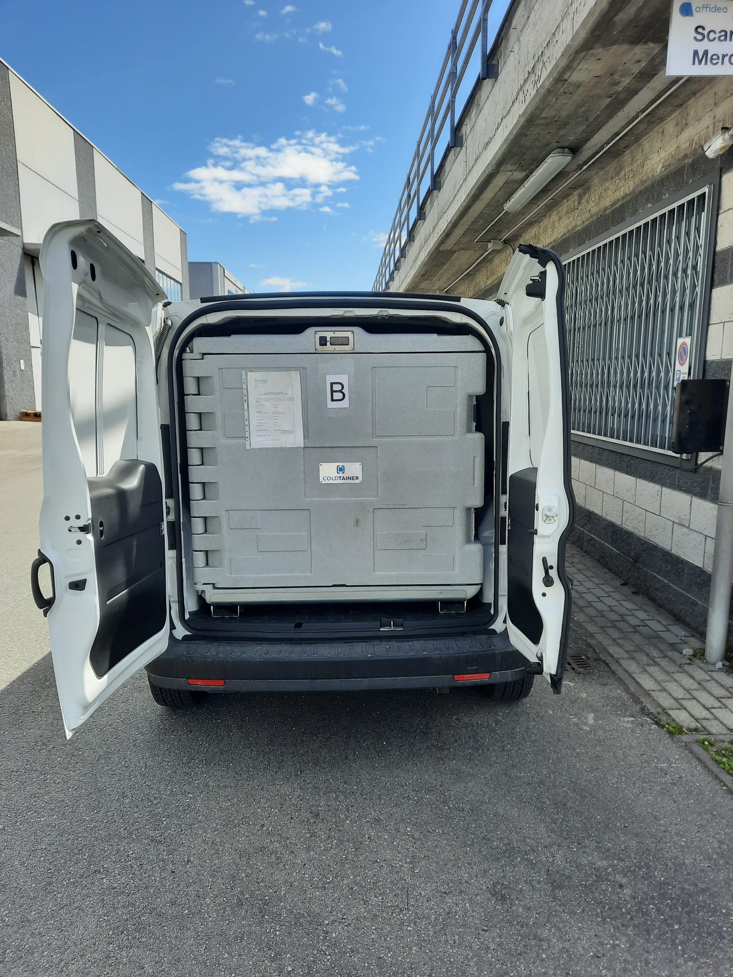 installazione contenitori refrigerati doblo